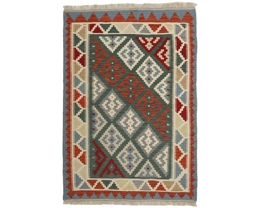 Fantastiskt snygg Matta som passar bra vid många olika tillfällen.