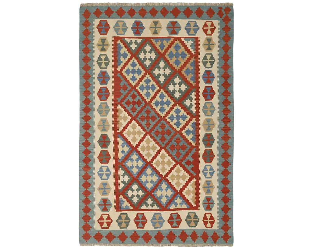 Flerfärgad ullmatta som passar perfekt till våren 2025!