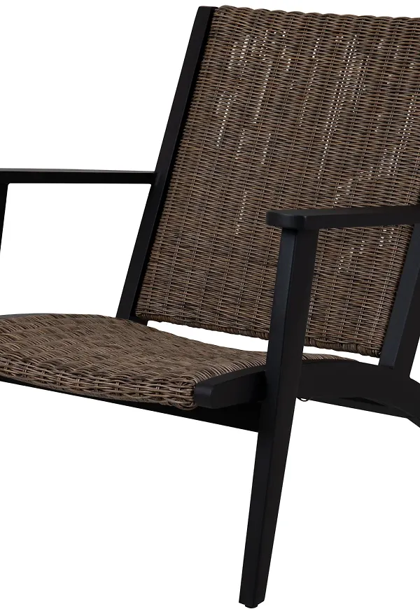 Elegant Fåtölj som passar bra vid många olika tillfällen.