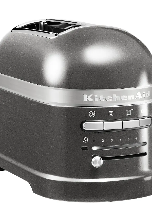 Mysig brödrost i silverfärgade från KitchenAid.