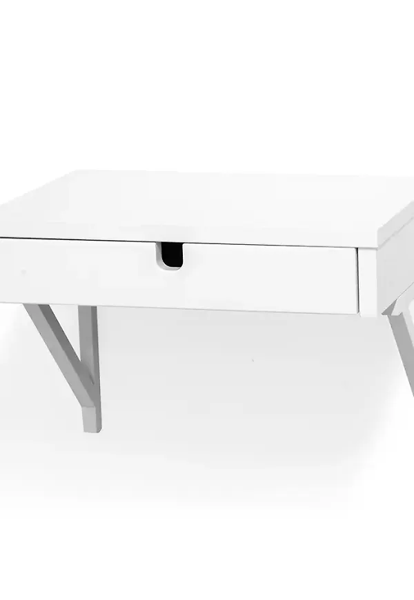 Skön vit bord 2025 från Torkelson.