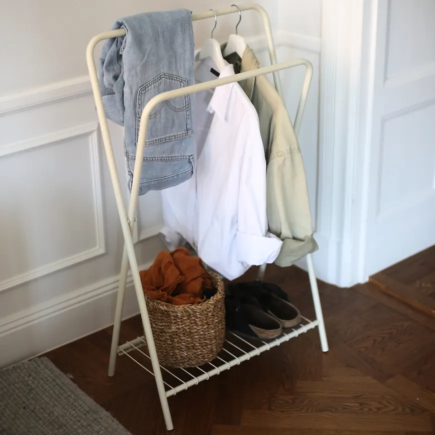 Moderiktig klädställning 2025 från Created By Designtorget.