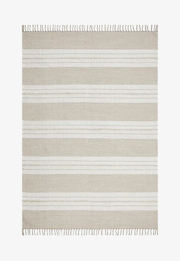 Superfin Matta som passar bra vid många olika tillfällen.