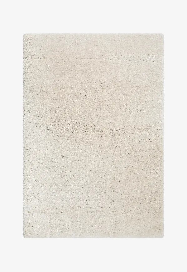 Stilriktig vit matta 2025 från KM Home.