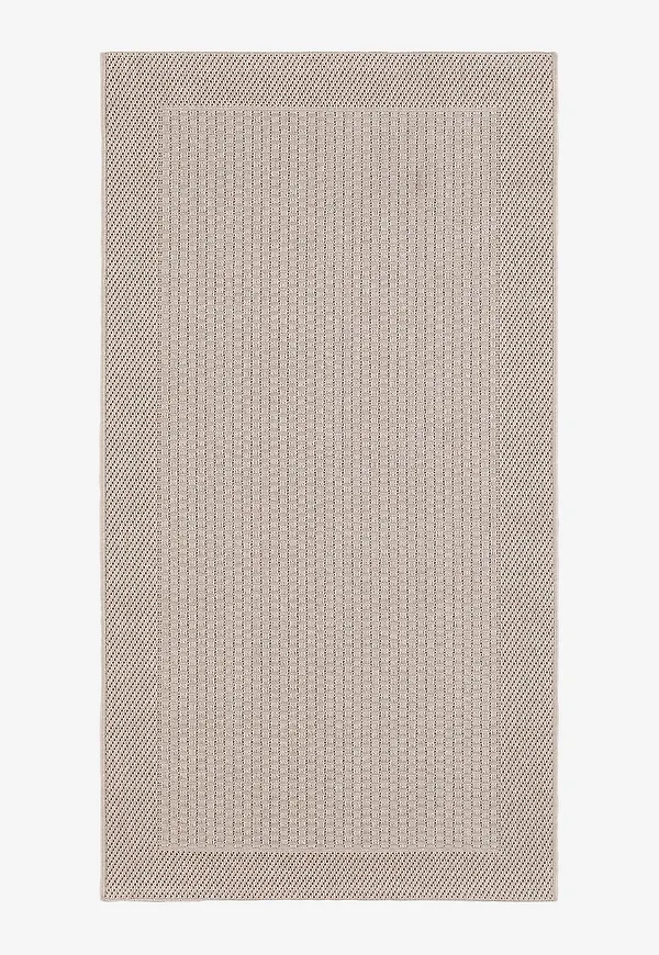 Komfortabel Matta som passar bra vid många olika tillfällen.