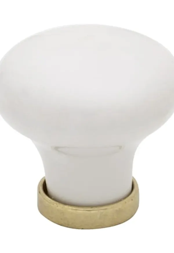 Vit möbel som passar perfekt till sommaren 2025!