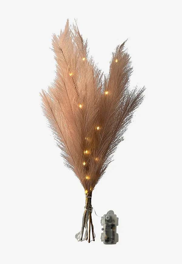 Riktigt snygg Lampa som passar bra vid många olika tillfällen.