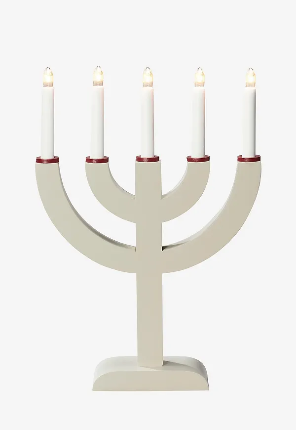 Beige Konstsmide-adventsljusstake i stilren modell.