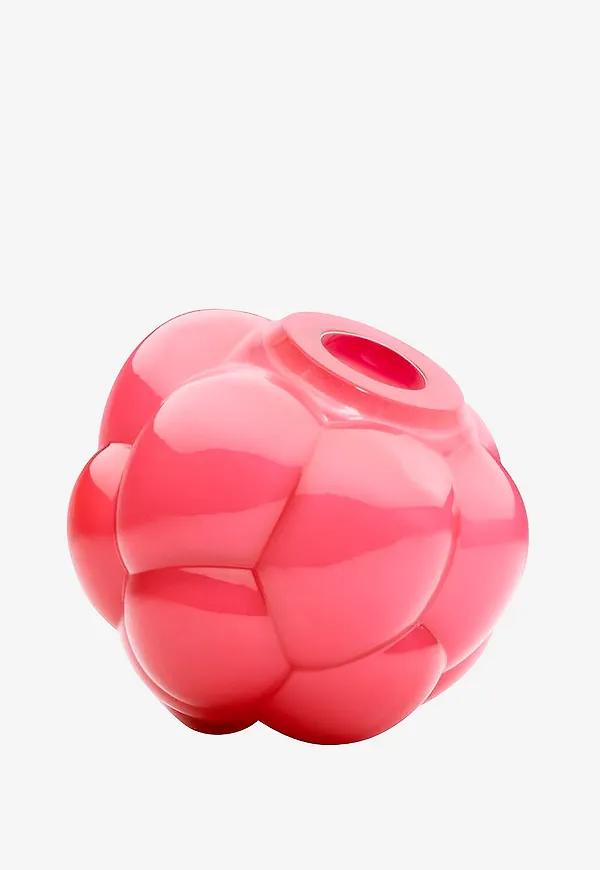 Trendig vas i rosa från Kosta Boda.
