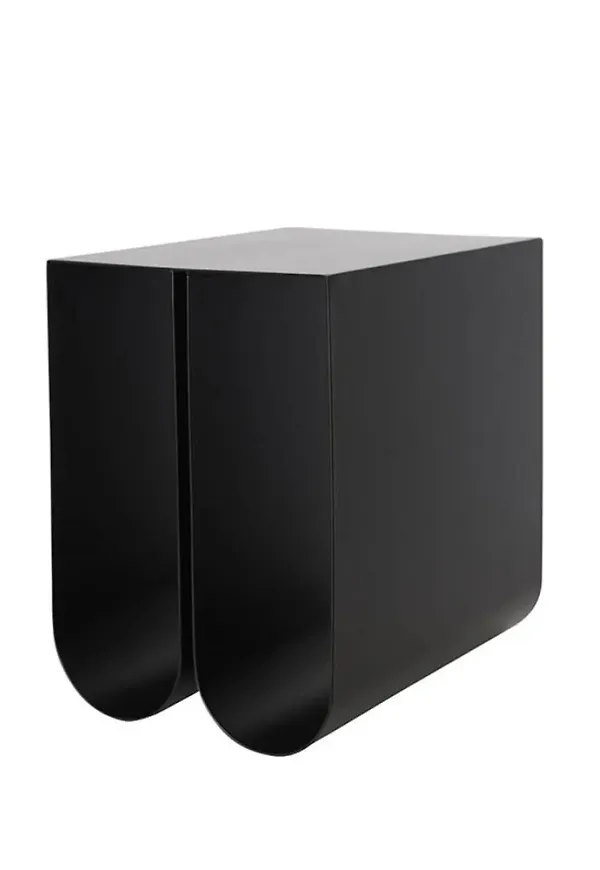 Riktigt snygg bord 2025 från Kristina Dam Studio.