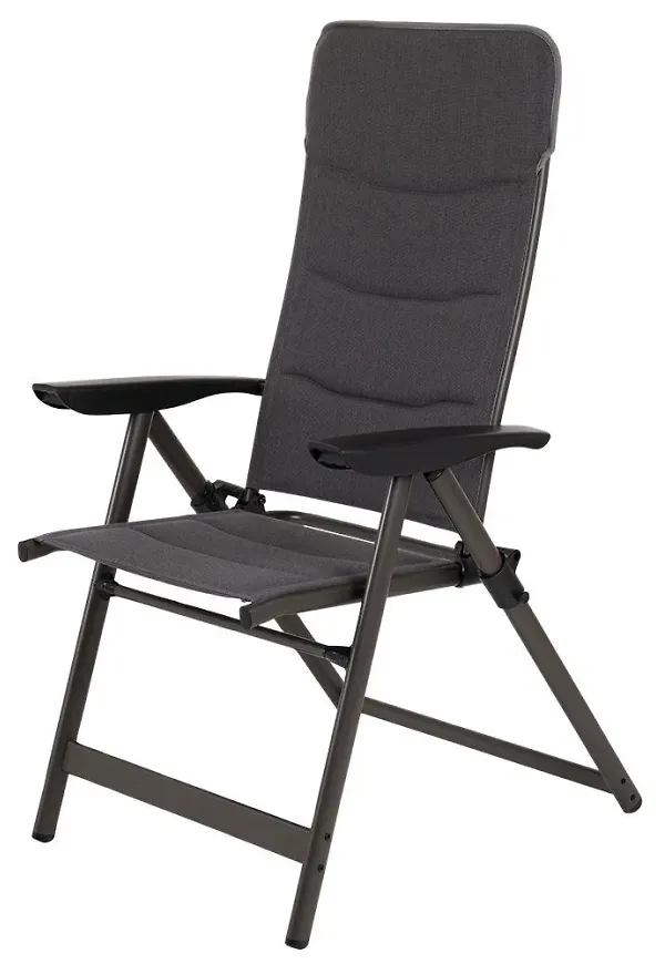 Fantastiskt snygg Stol som passar bra vid många olika tillfällen.