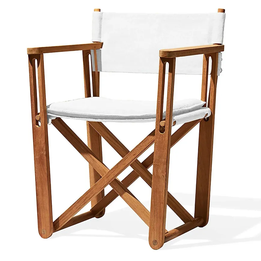 Otroligt snygg loungefåtölj i teak från Skargaarden.