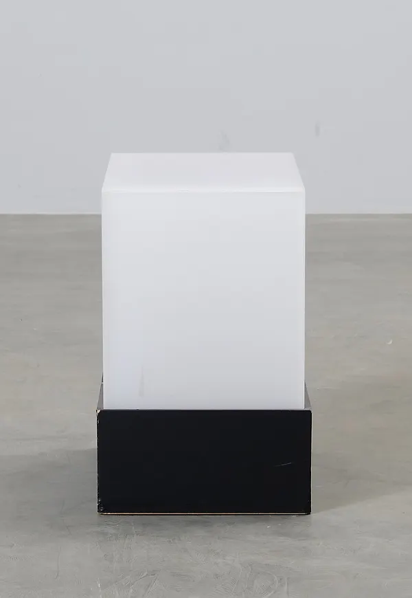 Otroligt fin Lampa som passar bra vid många olika tillfällen.