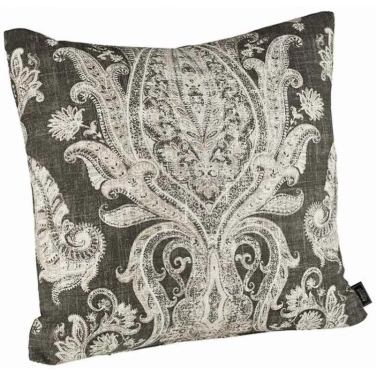 Svart möbel som passar perfekt till sommaren 2025!