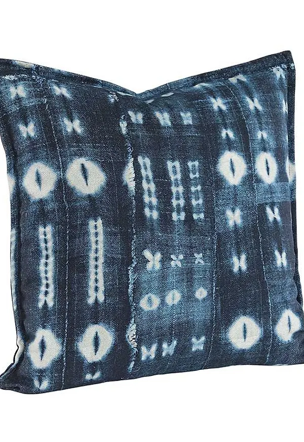 Moderiktig Möbel som passar bra vid många olika tillfällen.