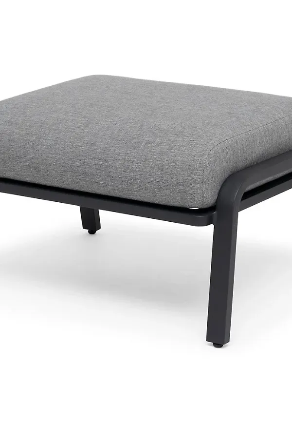 Vacker grå fotpall 2025 från Hillerstorp.