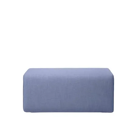 Jättefin fåtölj i blått från Broste Copenhagen.