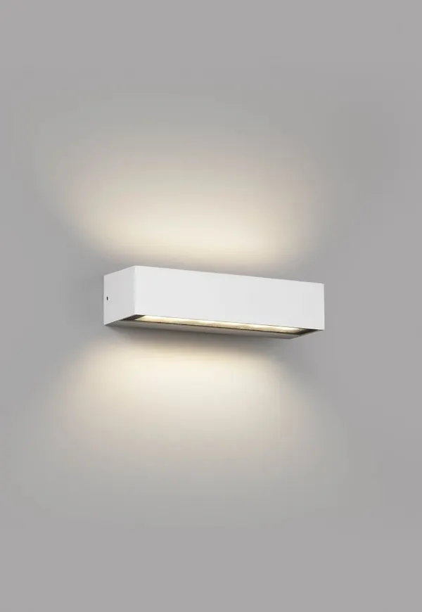 Riktigt trendig aluminiumlampa 2025 från Faro Barcelona.