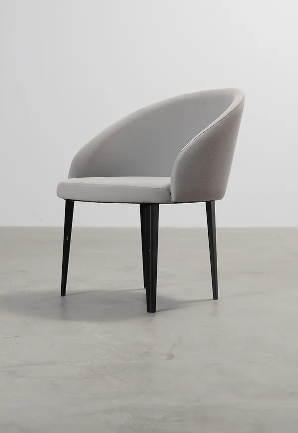 Modern skrivbordsstol 2024 från Layered.