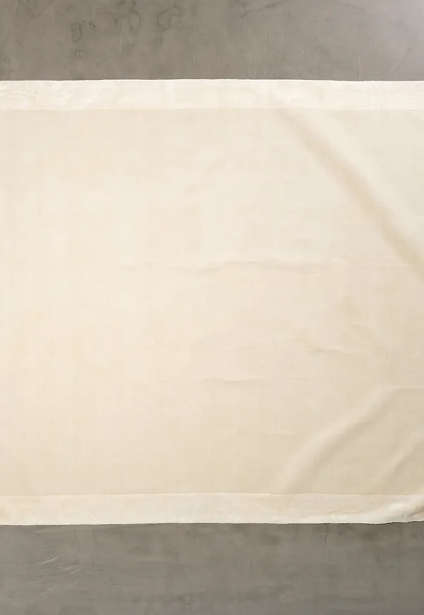 Fantastiskt snygg ullmatta 2025 från Layered.