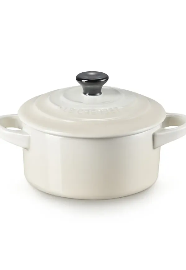 Riktigt snygg gryta i beiget från Le Creuset.