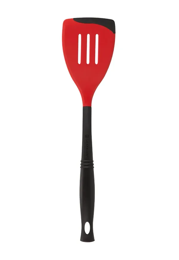 Exklusiv stekspade 2026 från Le Creuset.