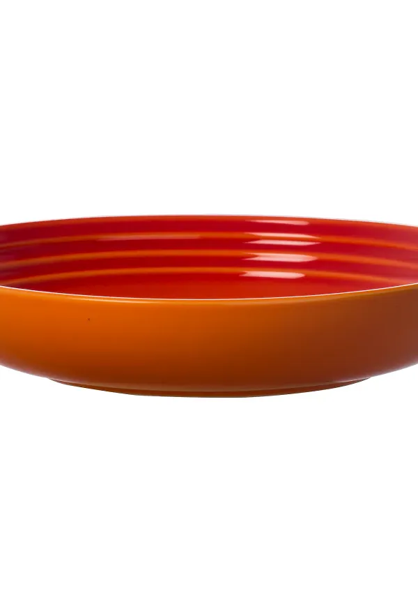 Smickrande pastatallrik 2026 från Le Creuset.