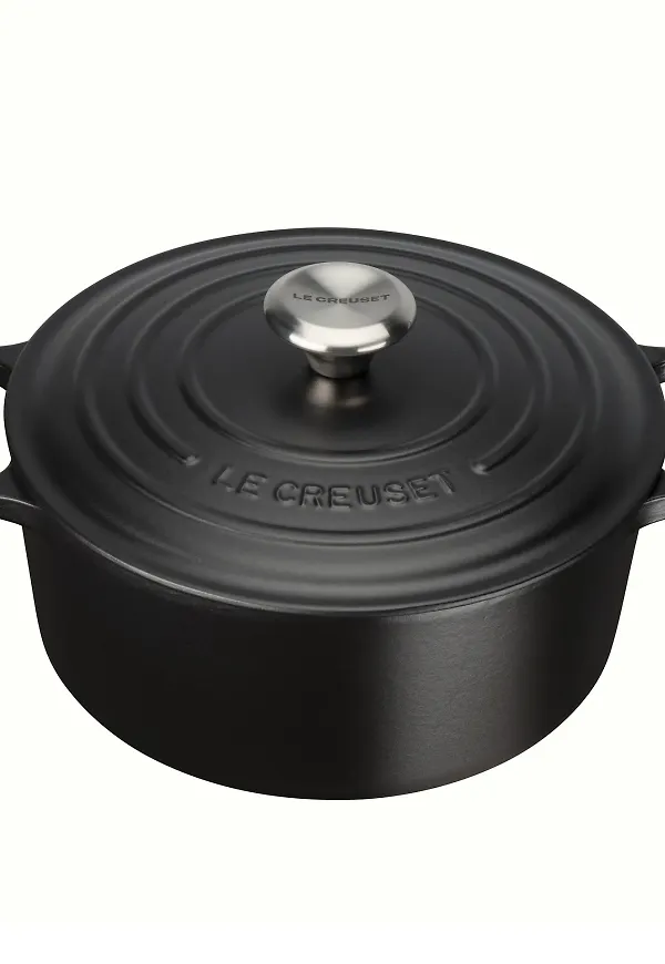Otroligt snygg gryta i svart från Le Creuset.
