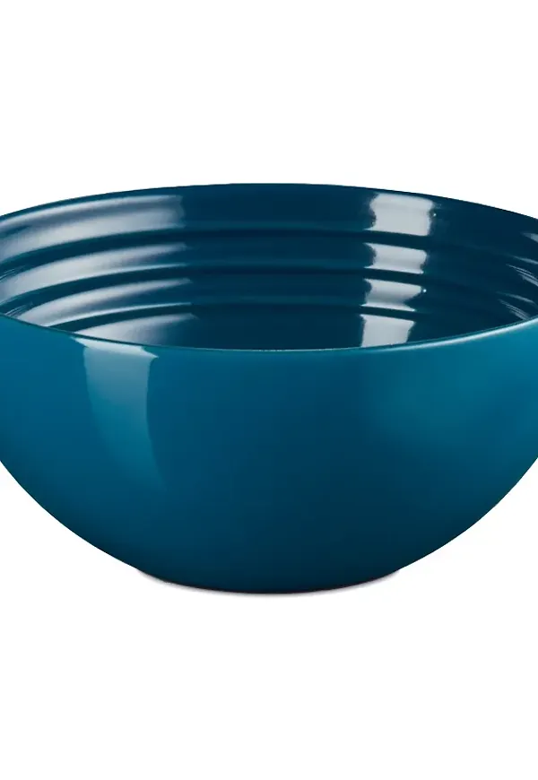 Ikonisk skål i blått från Le Creuset.