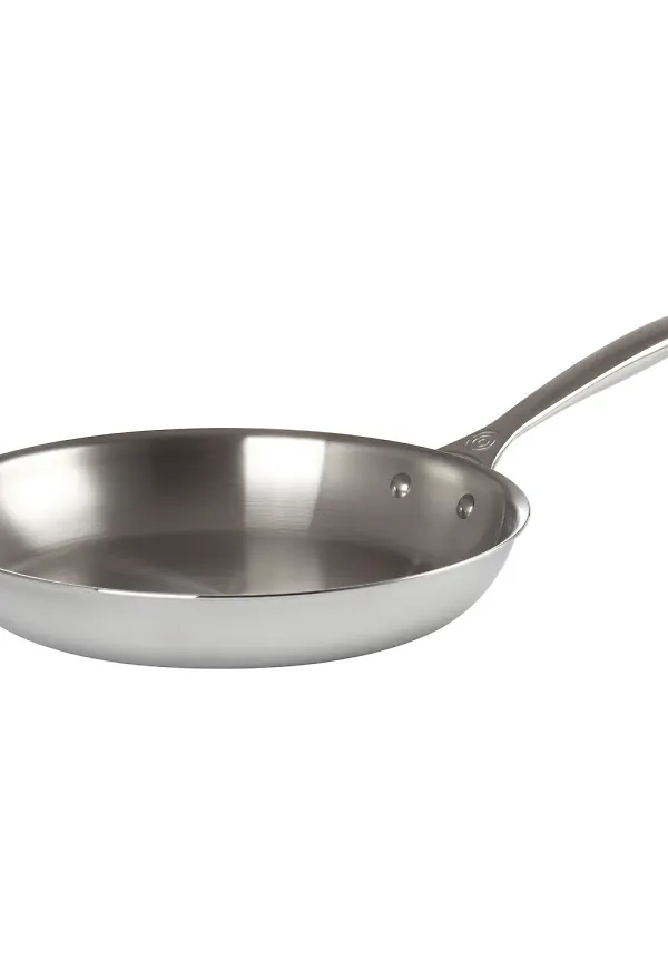 Ikonisk stekpanna i silverfärgade från Le Creuset.