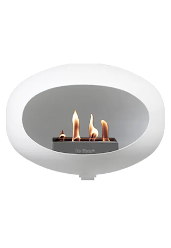 Superfin kamin i vitt från Le Feu.