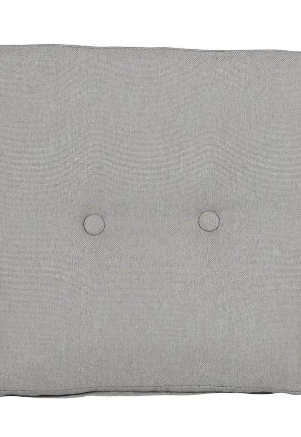 Riktigt snygg Stol som passar bra vid många olika tillfällen.