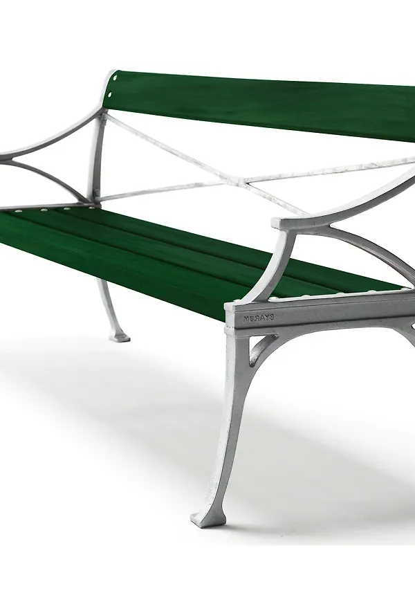 Klassisk soffa 2024 från Byarums Bruk.