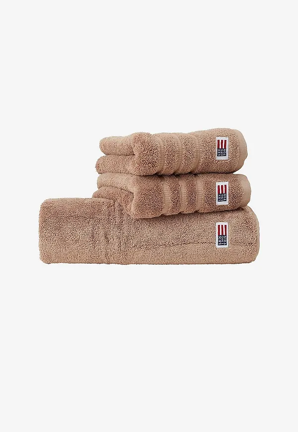 Brun Lexington-handduk i komfortabel modell.