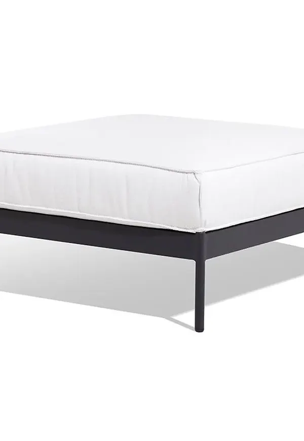 Modern aluminiumutemöbel 2025 från Skargaarden.