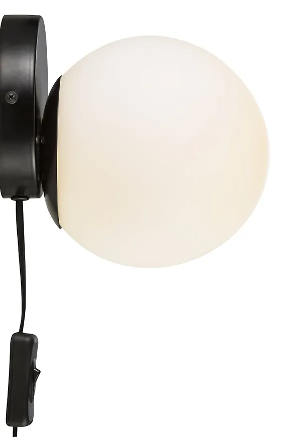 Fantastiskt snygg Lampa som passar bra vid många olika tillfällen.