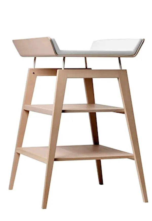 Otroligt fin bord 2025 från Leander.