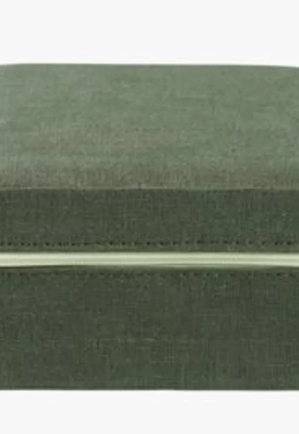 Skön smyckeskrin 2024 från hemtex.