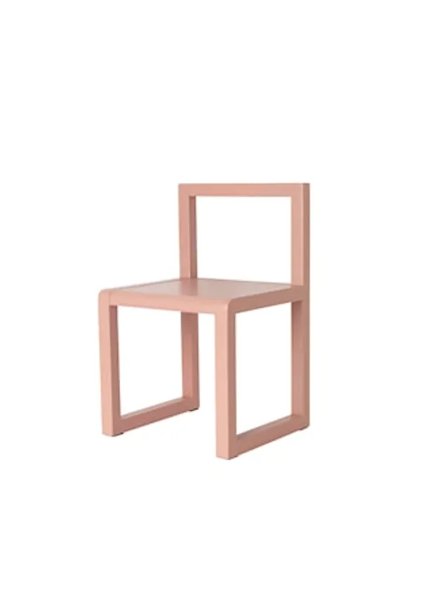 FERM LIVING möbel som passar perfekt till sommaren 2025!