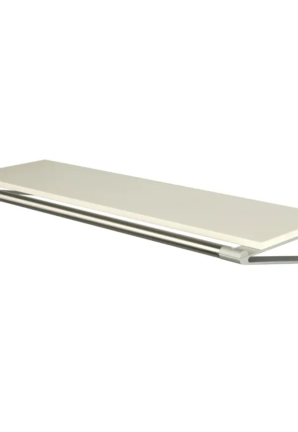 Riktigt trendig vit hylla 2024 från LoCa.