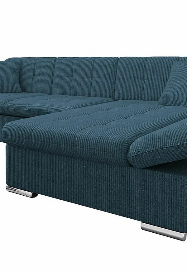 Trendig Soffa som passar bra vid många olika tillfällen.