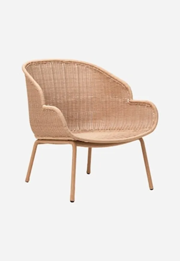 Moderiktig brun utemöbel 2025 från House Doctor.