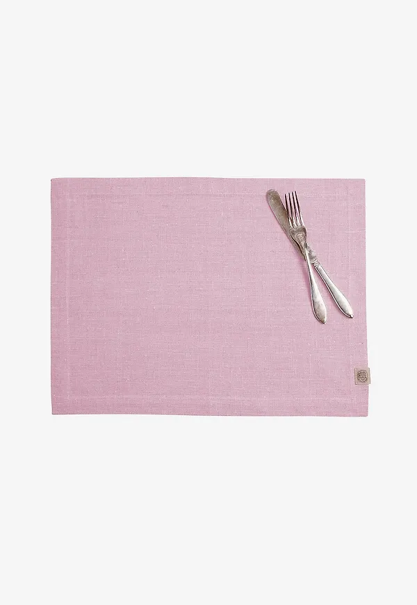 Elegant bordstablett i rosa från Lovely Linen.