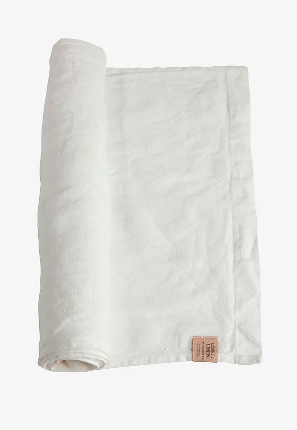 Riktigt trendig bordslöpare i linne från Lovely Linen.