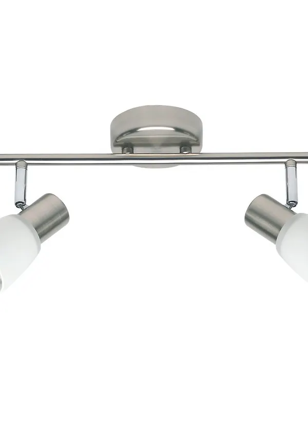 Riktigt fin Lampa som passar bra vid många olika tillfällen.