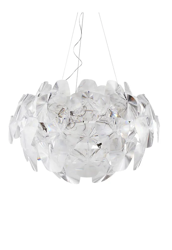Komfortabel pendellampa i silver från Luceplan.