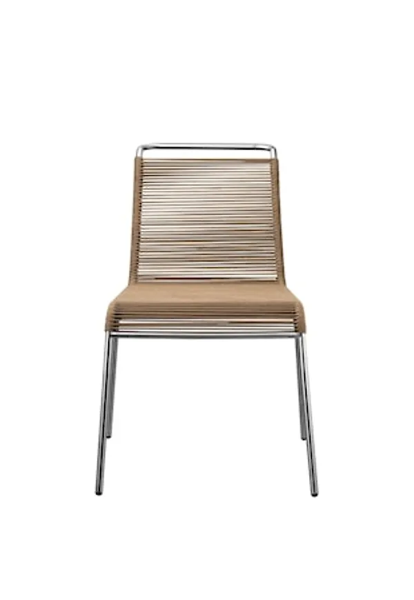 Snygg utemöbel i brunt från FDB Møbler.