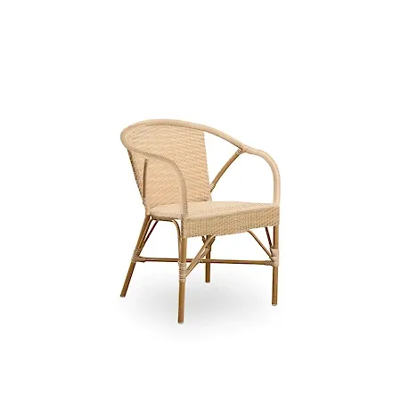 Trädgårdsstol som passar perfekt till sommaren 2025!