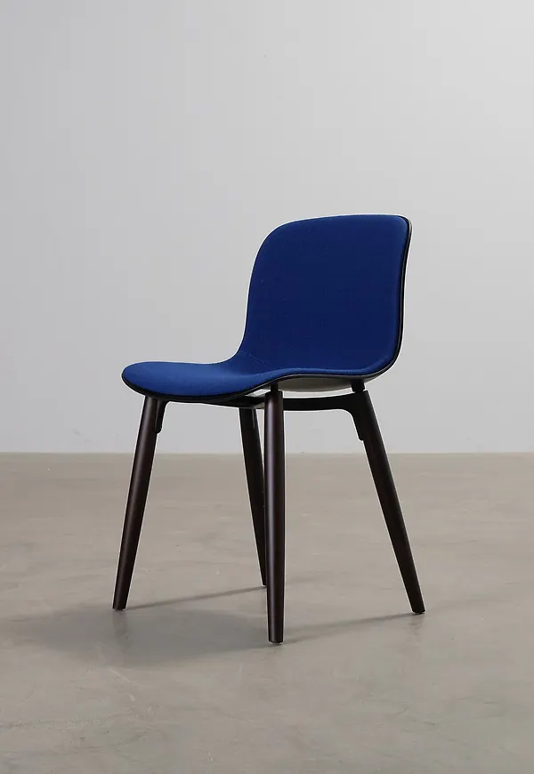 Supersnygg träram 2024 från Magis.