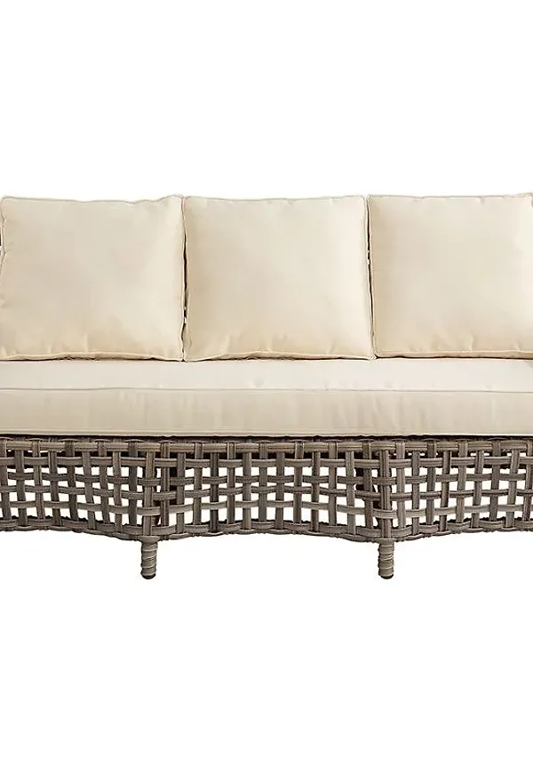 Otroligt fin Soffa som passar bra vid många olika tillfällen.